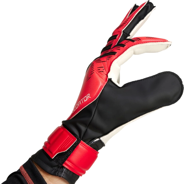 Перчатки вратарские Adidas PRED GL TRN