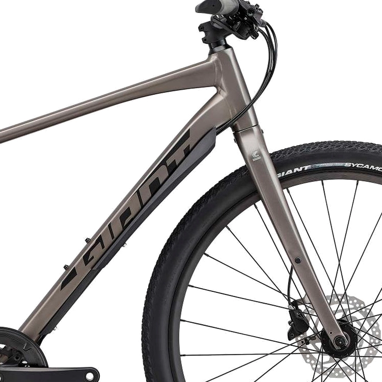 Bicicleta Aventure Giant ToughRoad SLR 2