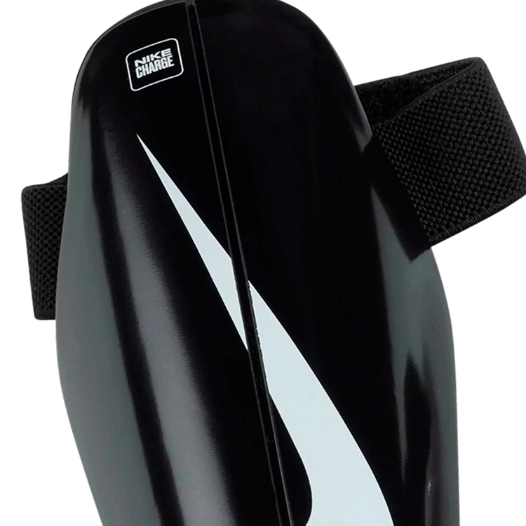 Scuturi Nike Y NK CHRG GRD