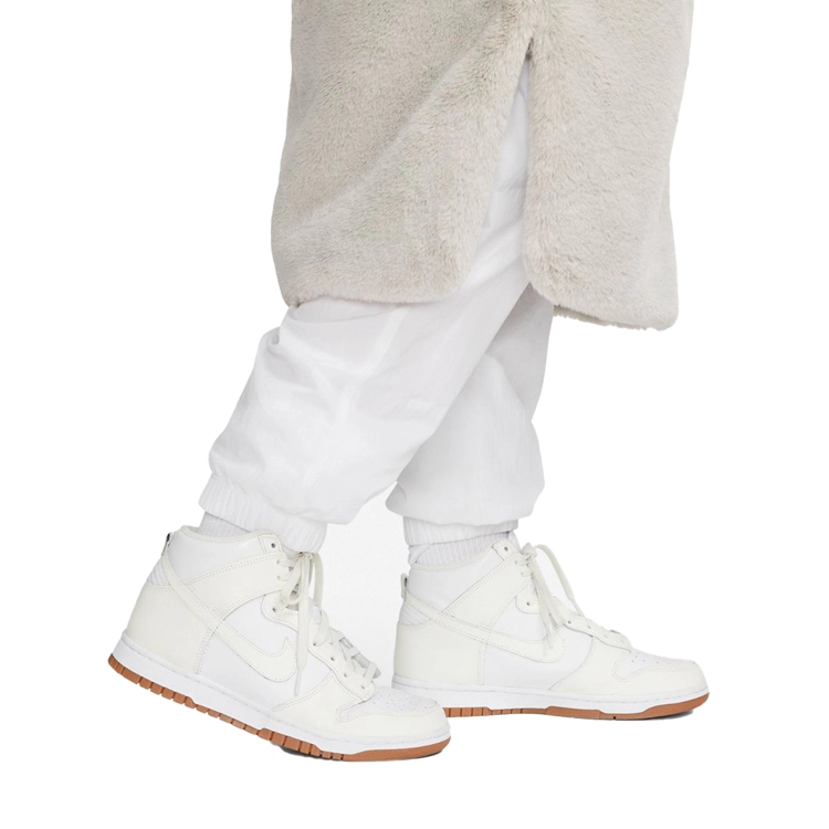 Куртка Nike W NSW FX FUR GFX AOP LNG JKT