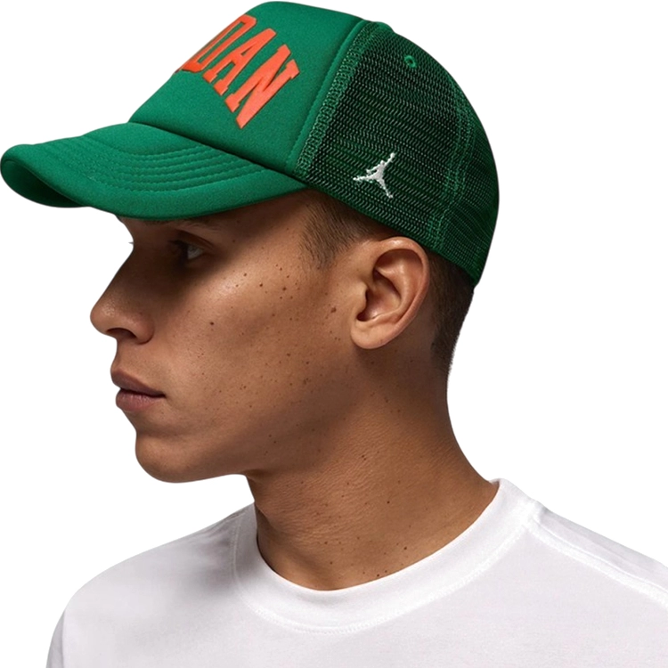Кепка Nike JAN JORDAN FOAM TRUCKER HAT