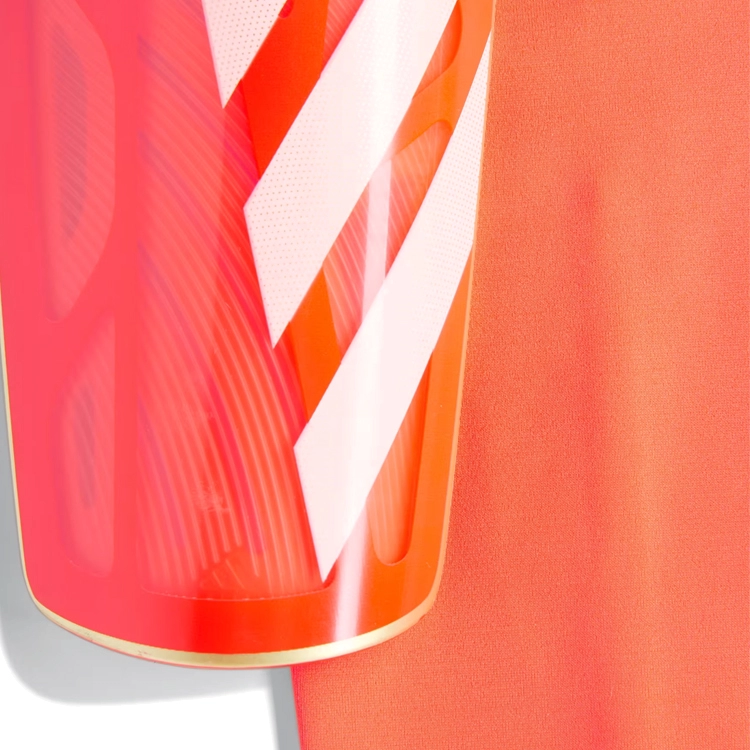 Футбольные щитки Adidas TIRO SG LGE