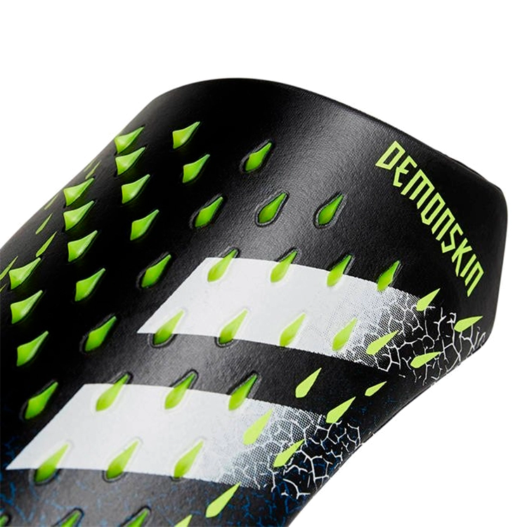 Scuturi Adidas PRED SG COM