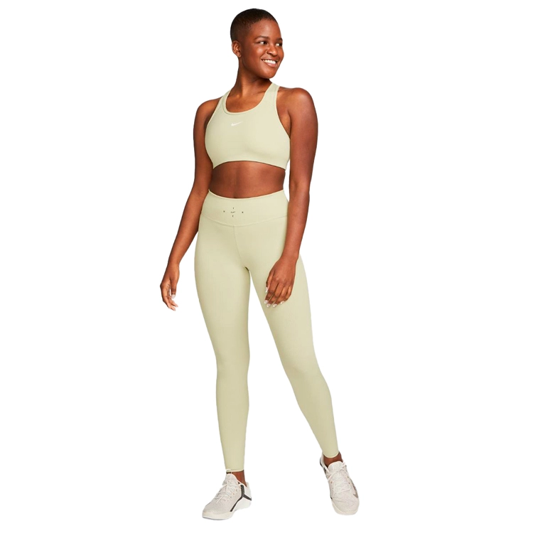 Спортивное бра Nike SWOOSH BRA PAD